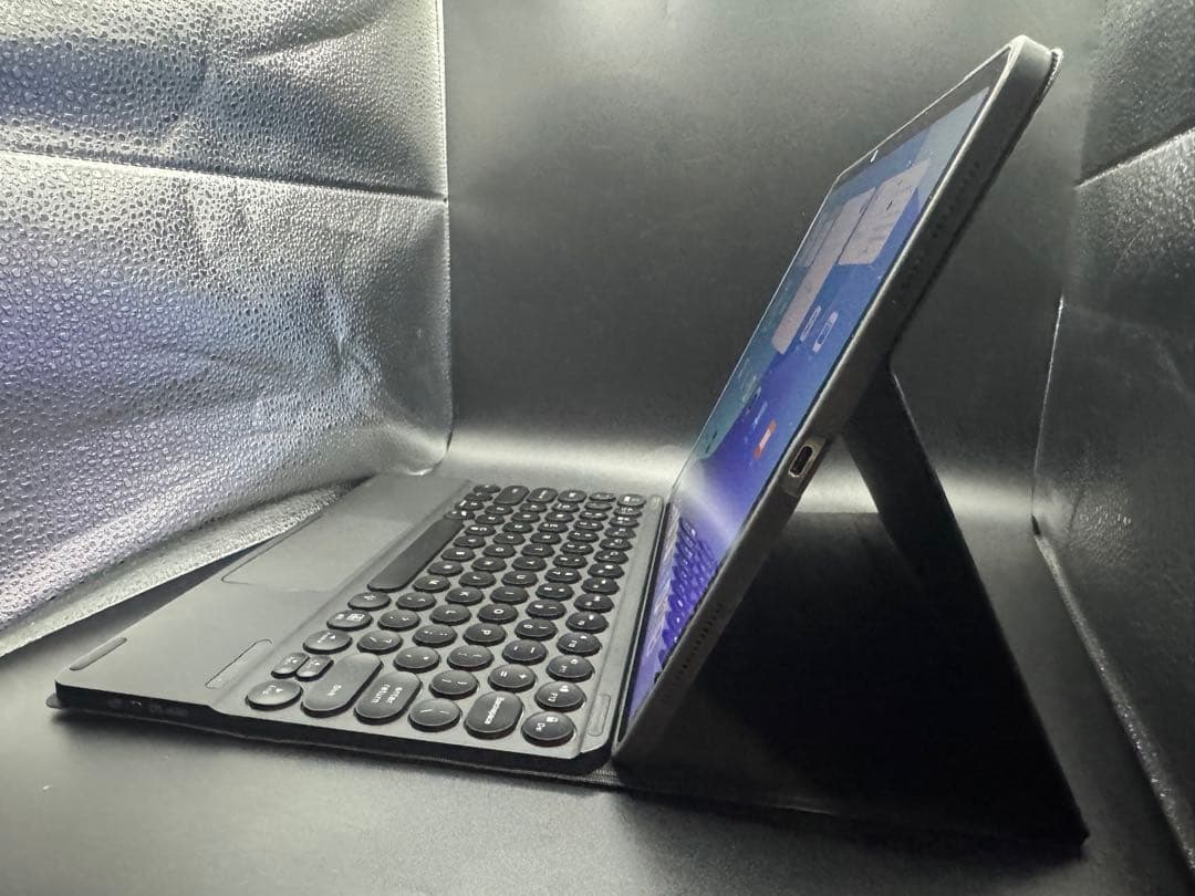 512GBipadpro12.9第5世代 アップルAI M1光るキーボードケース
