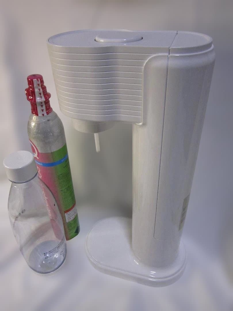 新品未使用 sodastream 炭酸水メーカー ホワイト