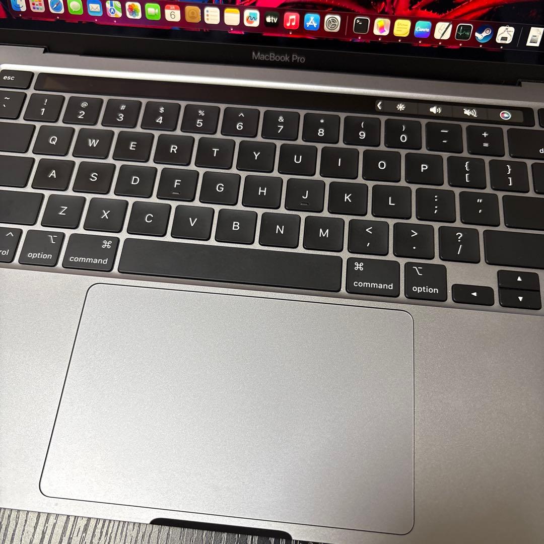 MacBook Pro 2022 13インチ 1TB 16GBメモリ