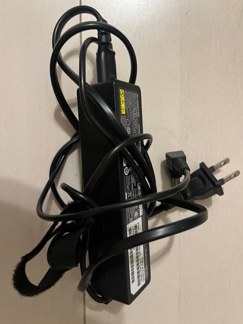 美品 Fujitsu sh75/w