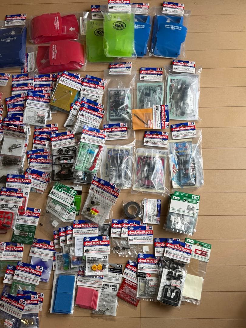 【引退・総額14万円】ミニ四駆 未開封パーツ大量まとめ 限定カーボン/マルーン等