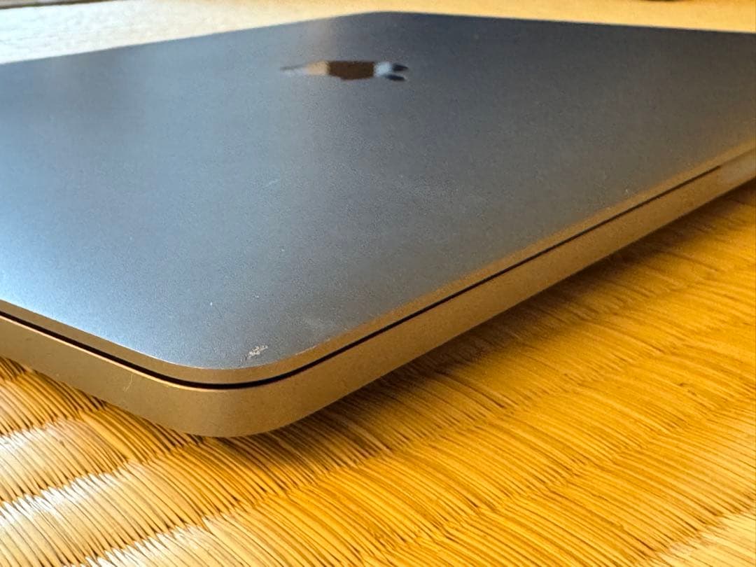 Apple MacBook Pro A1708 充電器付き