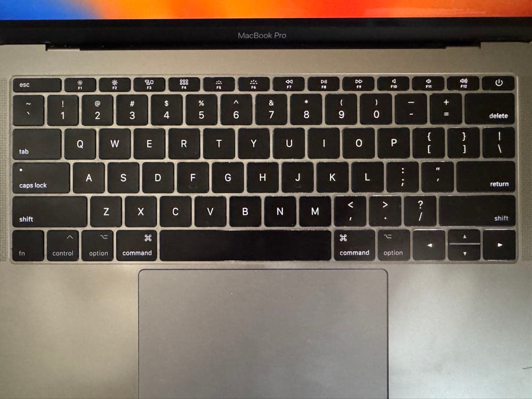 Apple MacBook Pro A1708 充電器付き