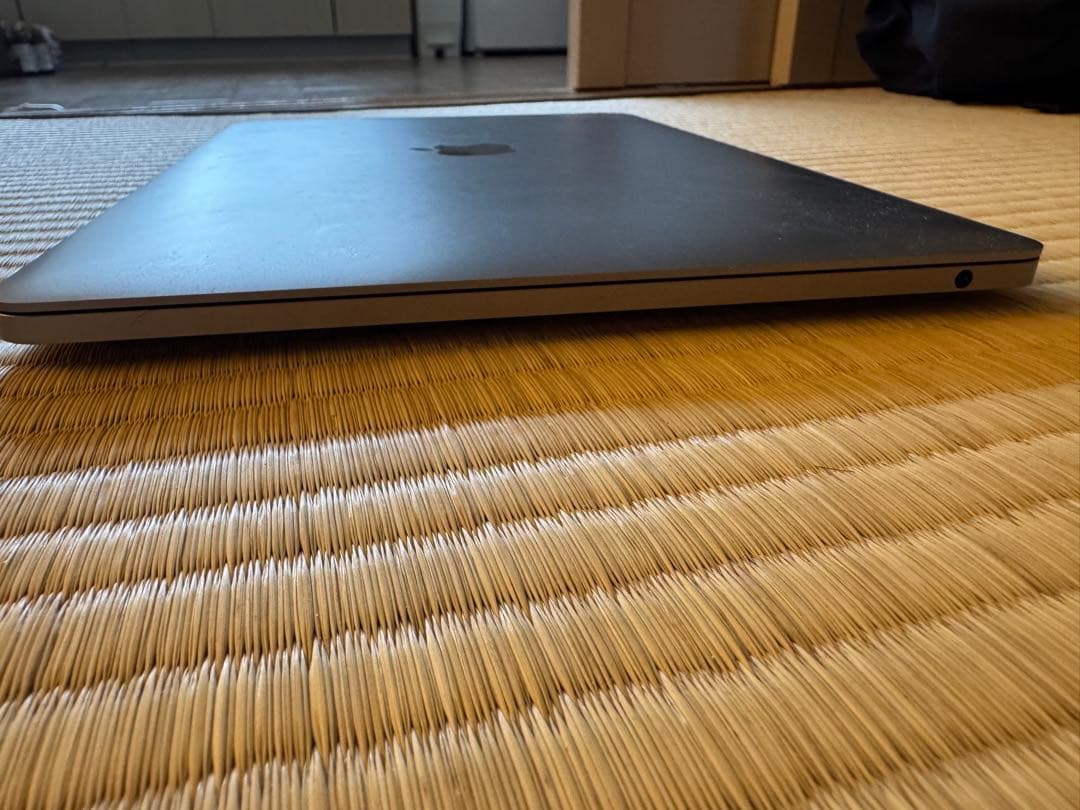 Apple MacBook Pro A1708 充電器付き