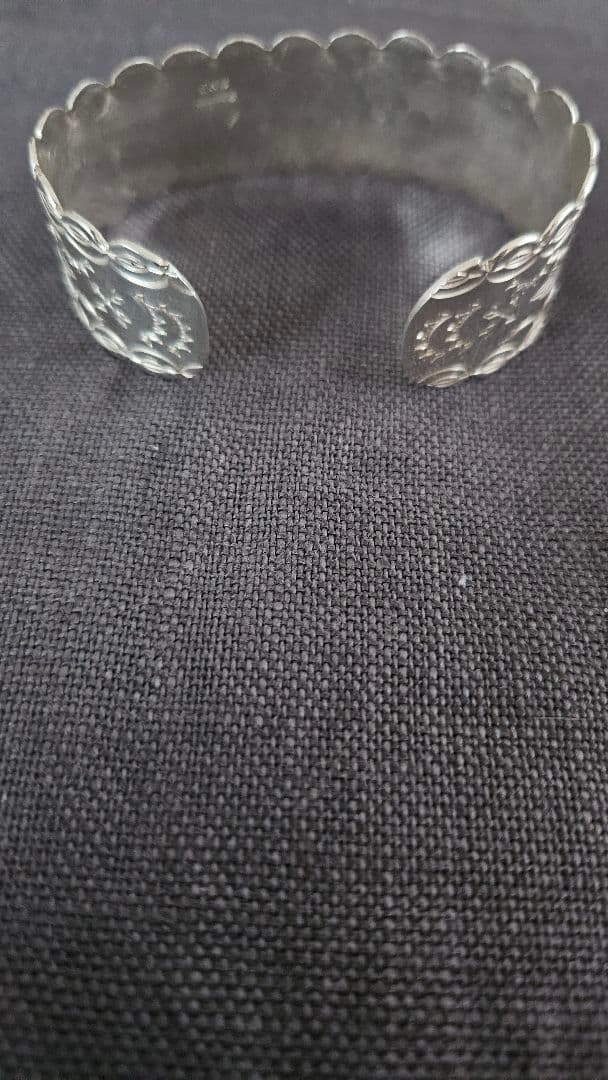 ERICKA NICOLAS BEGAY エリッカニコラスビゲイ バングル