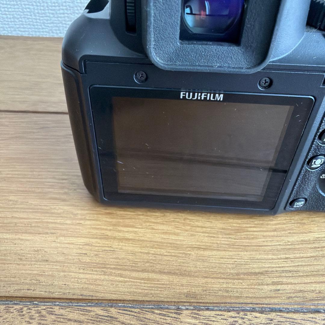 【中古】FUJIFILMS200EXR 1200万画素 ズーム光学14.3倍