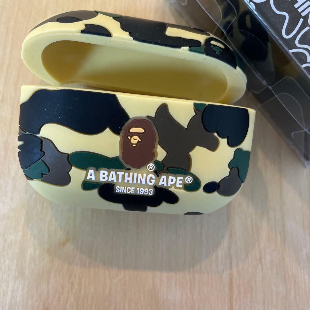 A BATHING APE® AirPods Pro2ケース