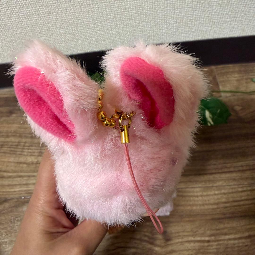 希少　モンチッチ ぬいぐるみうさぎバニーラメ入りピンクキーホルダー