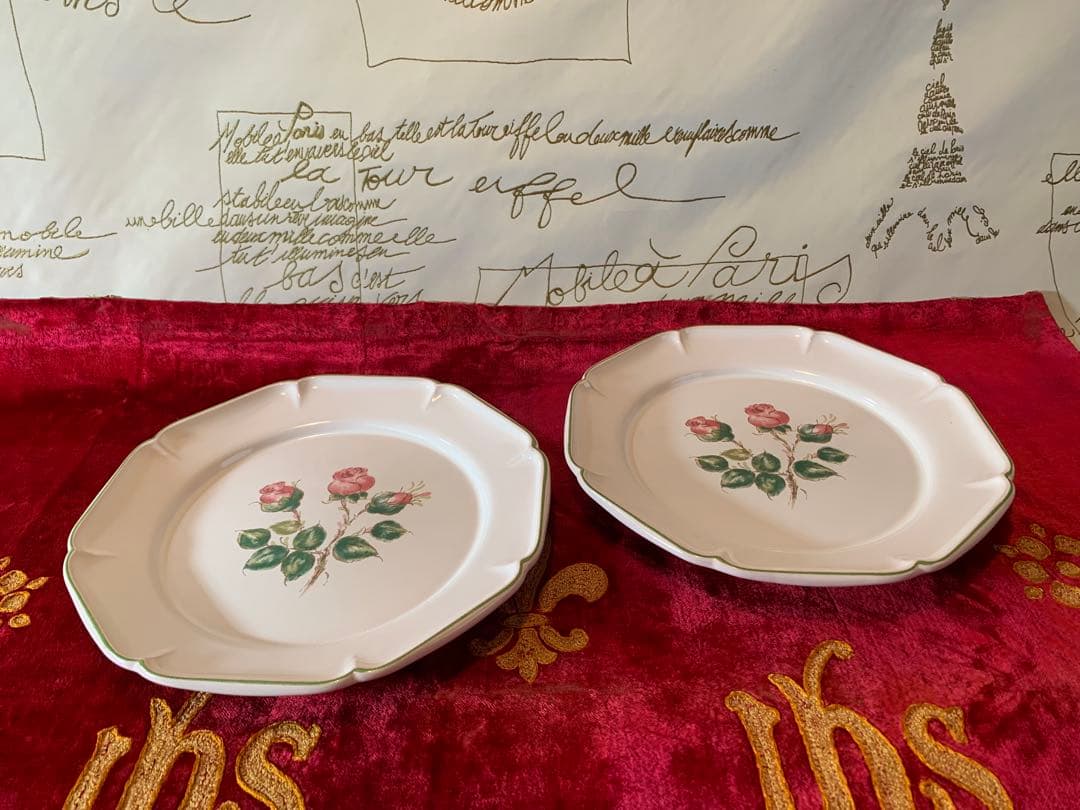 Gine ジアン ビンテージ　未使用品のピンクのバラが素敵なお皿2枚セット！