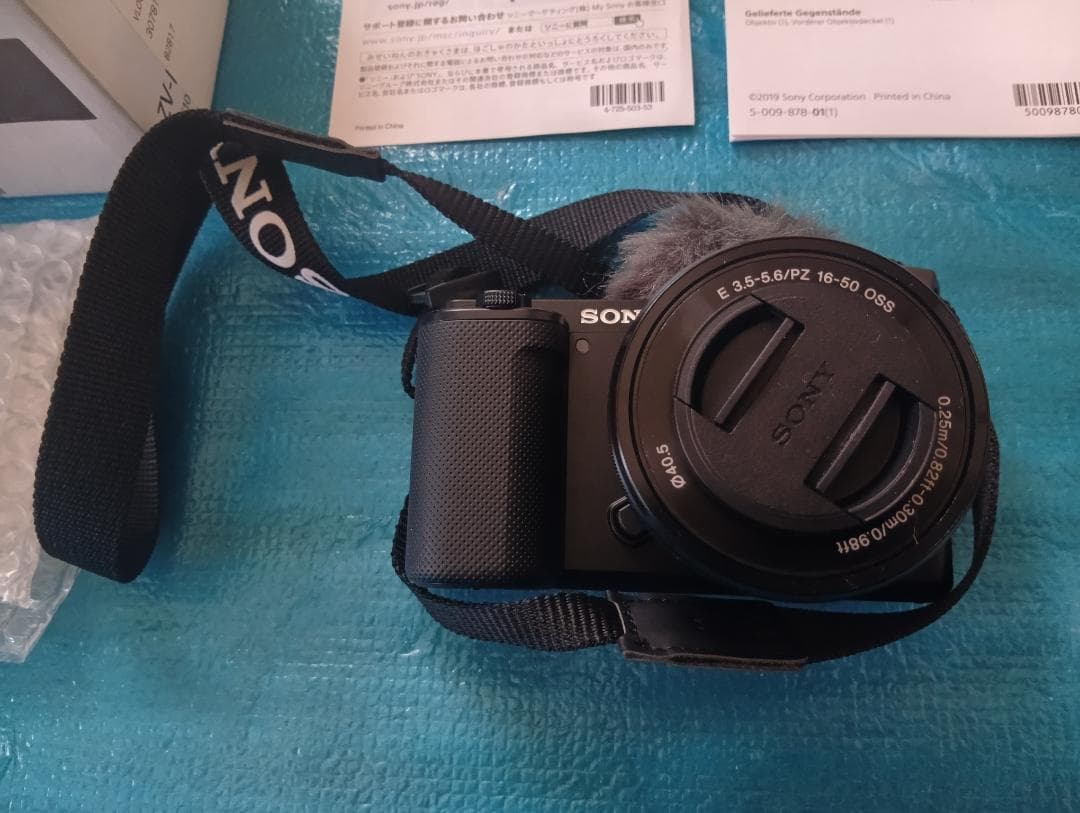 【未使用】SONY ZV-E10 一眼レフカメラ　パワーズームレンズ付き