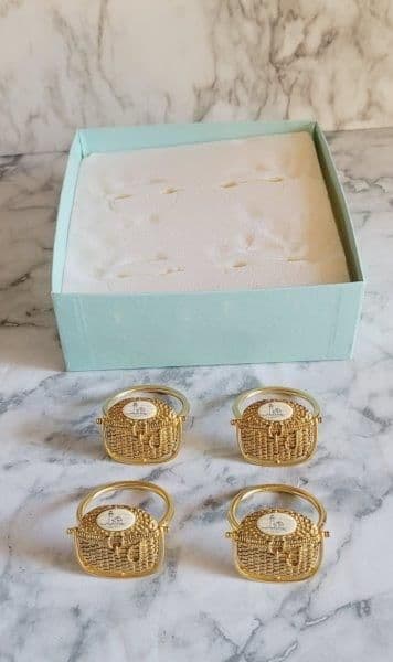 ナンタケットバスケット　ナプキンリング ４個セット　箱入り ゴールド