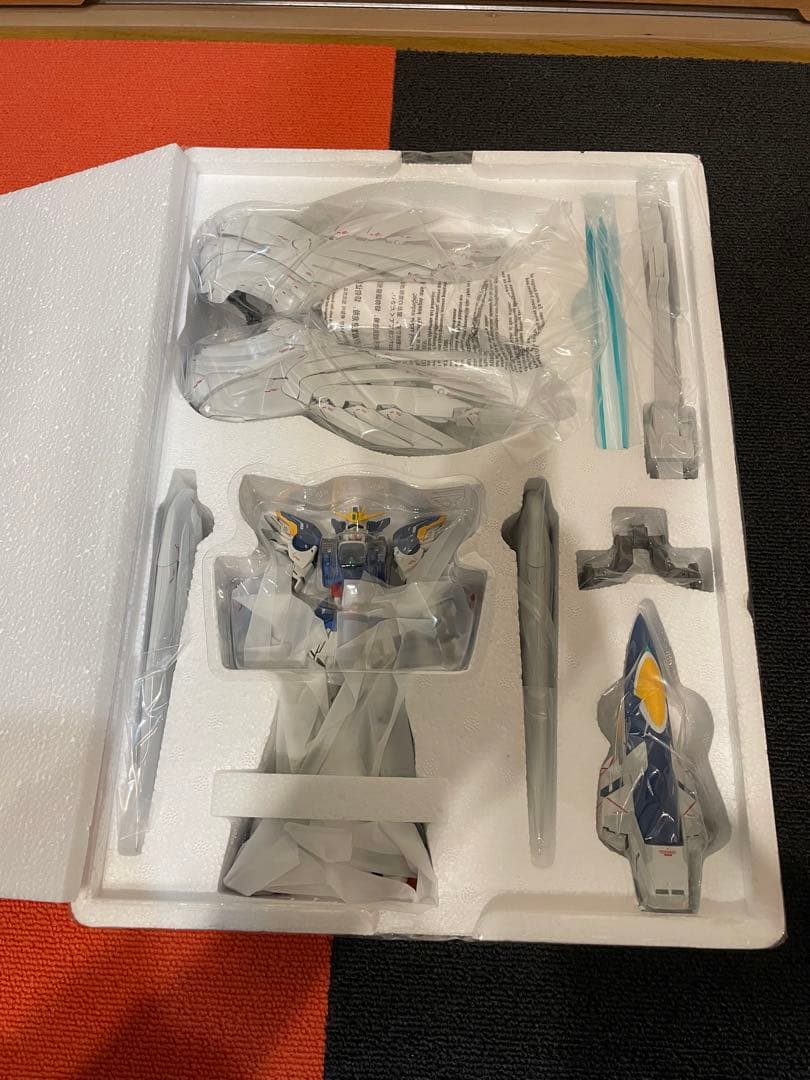 メタルコンポジット ウイングガンダムゼロ(EW版) NobleColorVer.