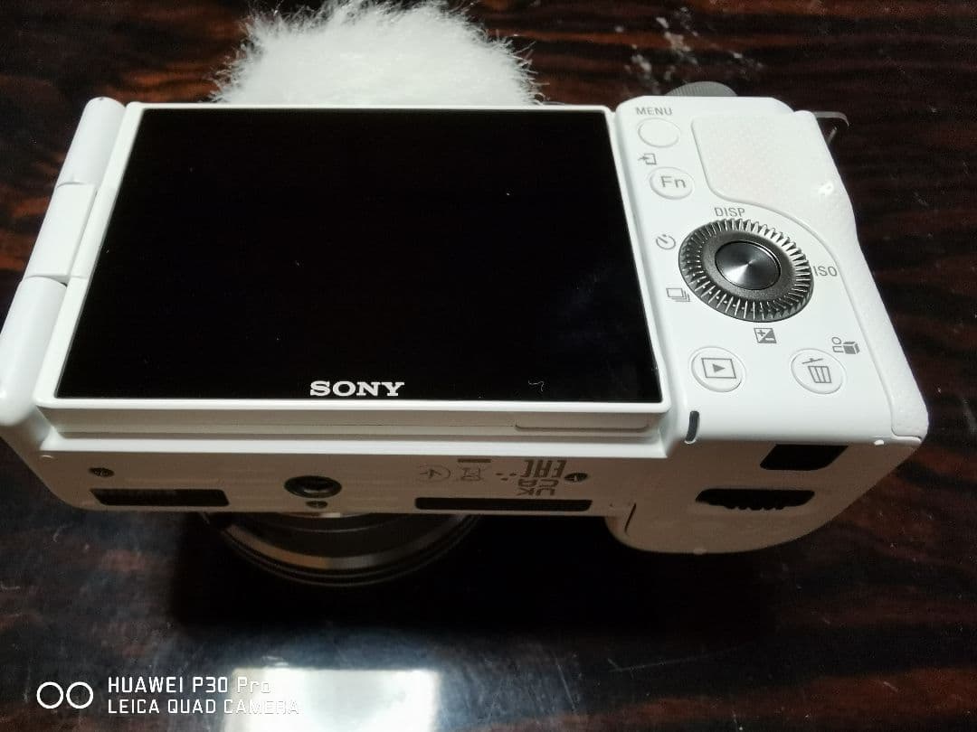 SONY ZV-E10 ホワイト ミラーレスカメラ