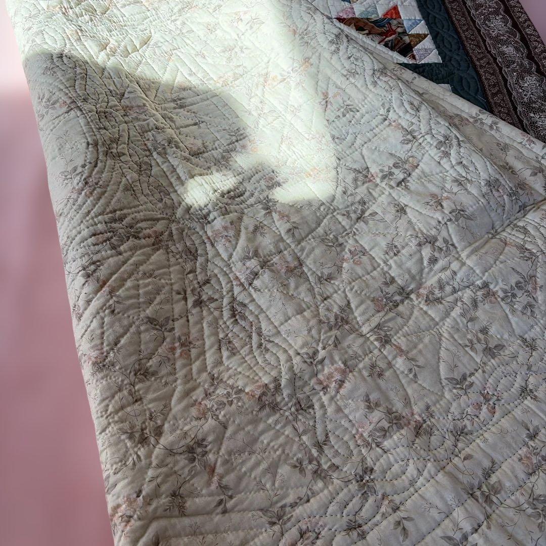 ❤️手作りパッチワークキルト❤️タペストリー❤️