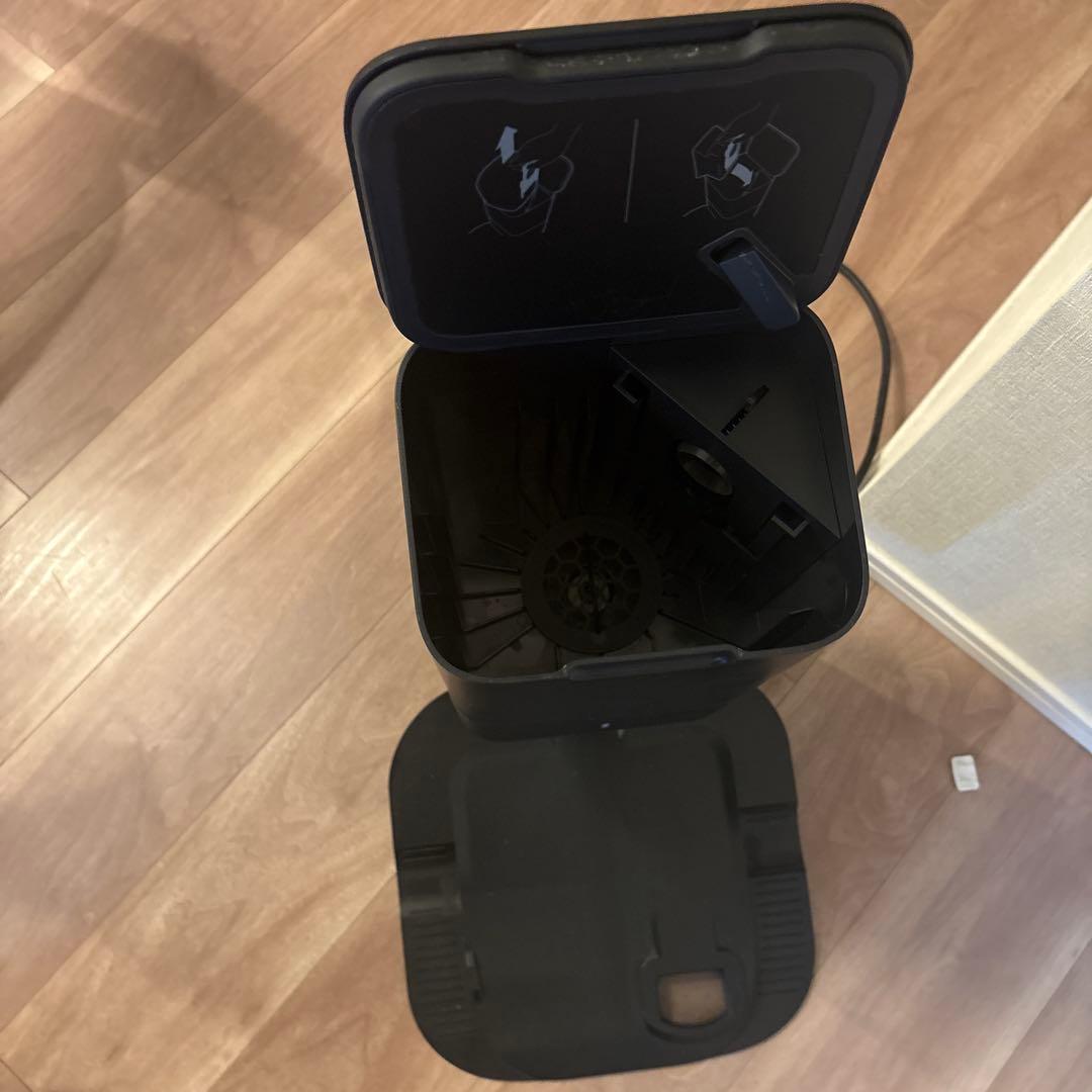 【ジャンク品】i7 iRobot Roomba ルンバ　クリーンベース