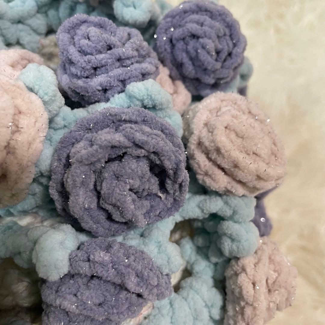 花束ブランケット　薔薇キラキララメ入り　一点物　手編み