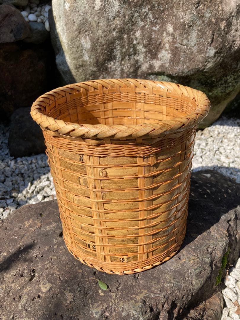 籐製バスケット