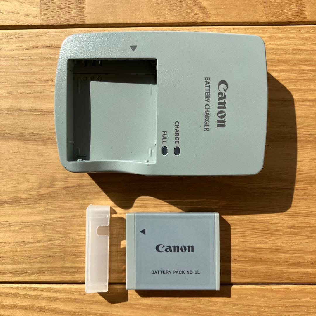 ケース＆SDカード付★キャノンデジタルカメラCanon IXY200F