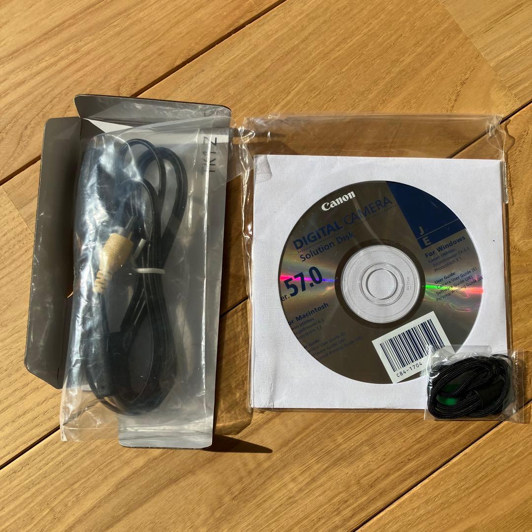 ケース＆SDカード付★キャノンデジタルカメラCanon IXY200F