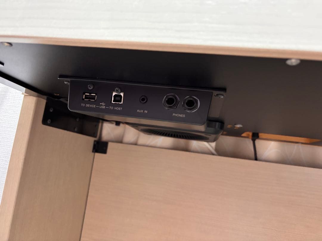 【美品】ヤマハ　クラビノーバ　電子ピアノCLP-535WA
