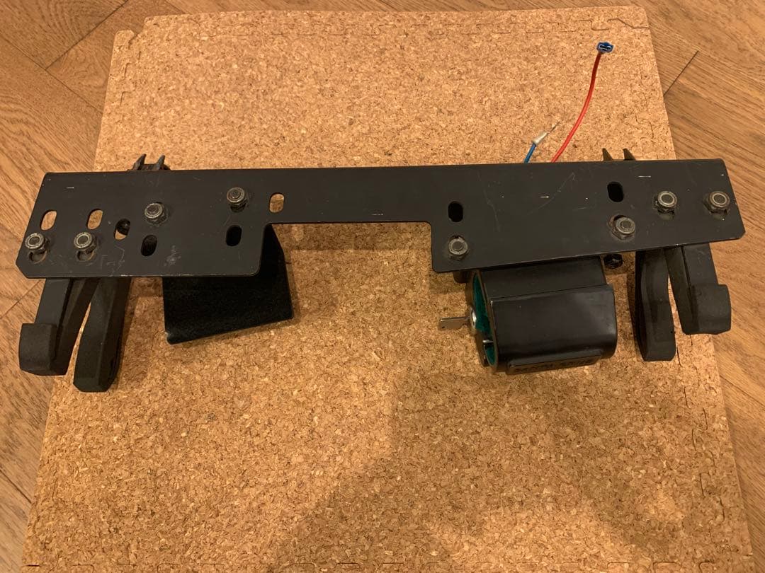 米国警察実物 Santa Cruz 車両用電動ガンラック　鍵付 払い下げ
