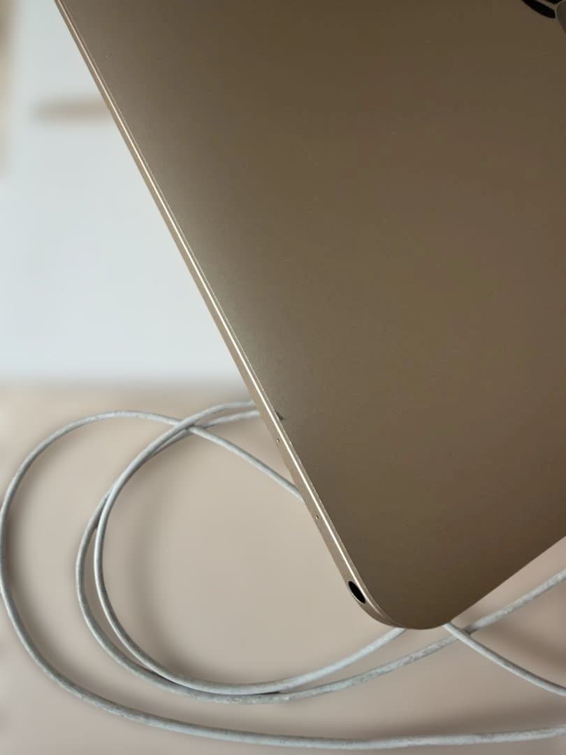 ラフテルMacBook Retina 12インチ 2017モデル　ゴールド