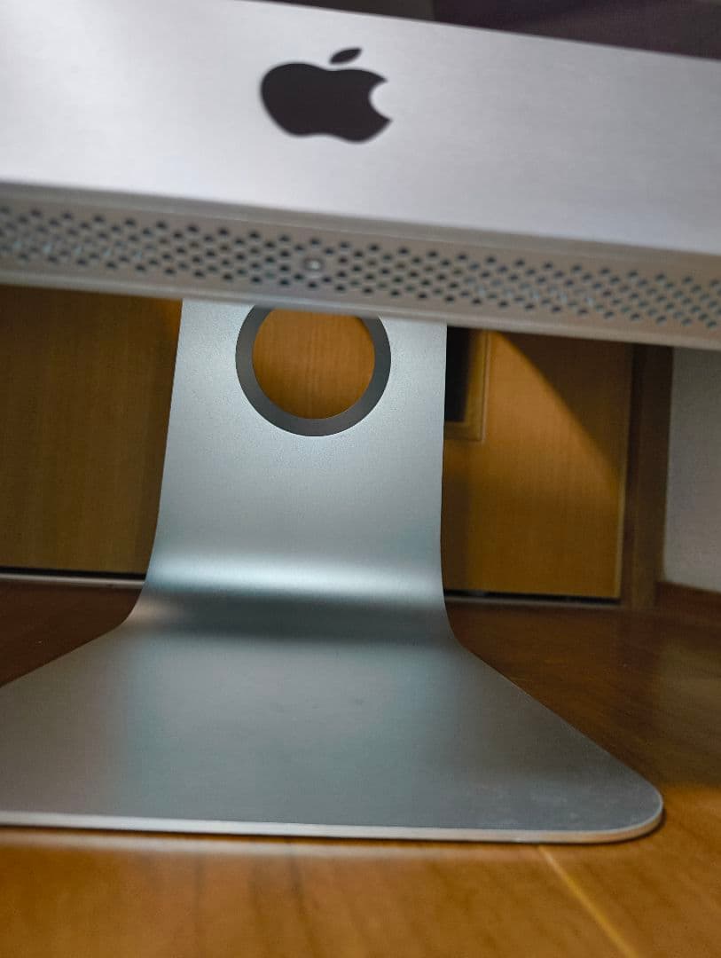 Apple iMac 21.5インチ Mid 2010 改造品