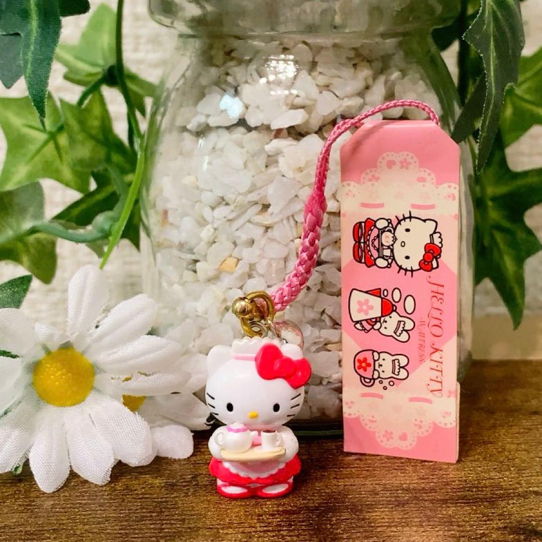 普*9様 【訳あり】ご当地キティ レストラン限定 ウェイトレスバージョン 根付け