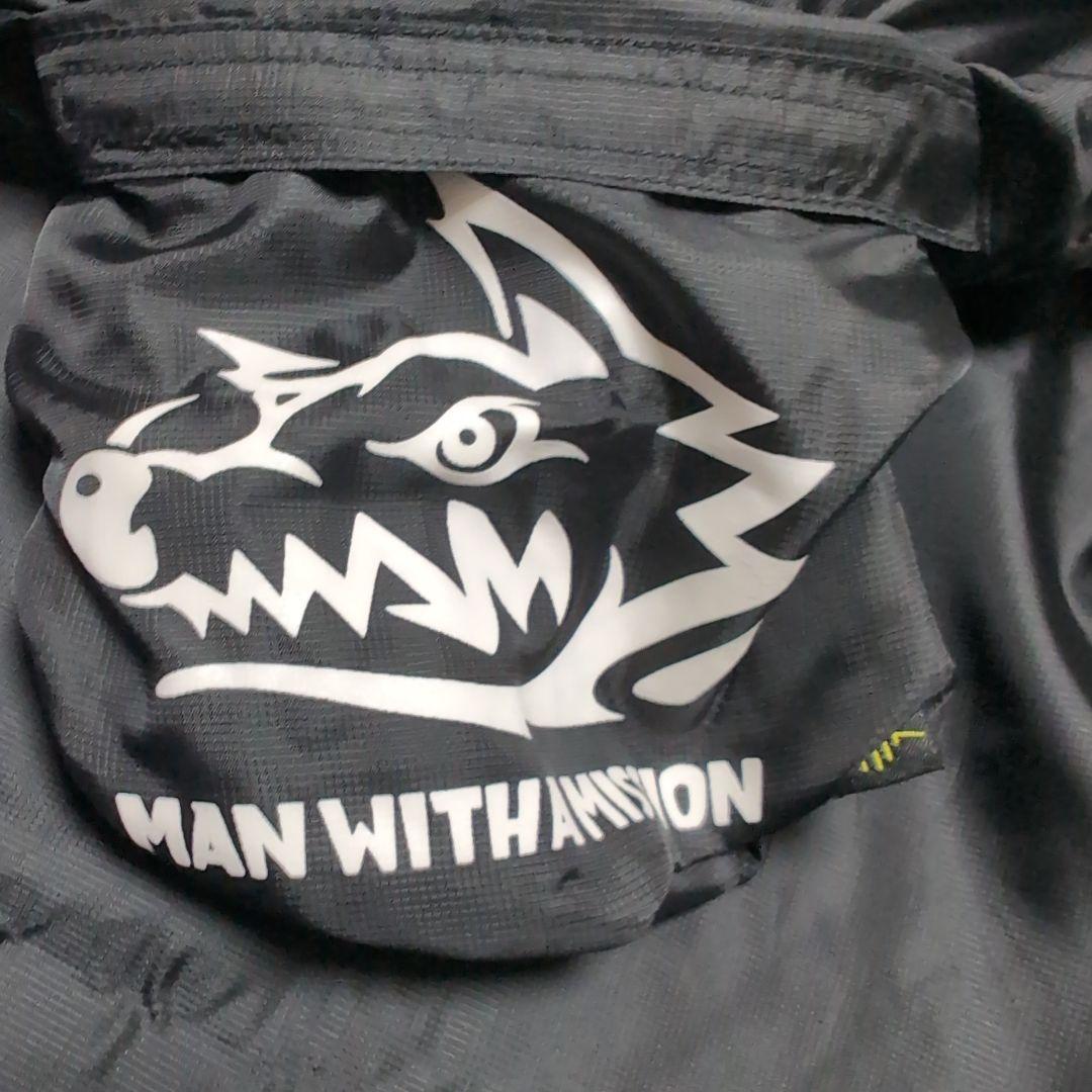 極美品　MAN WITH A MISSION　ナイロンジャケット　ジップパーカー