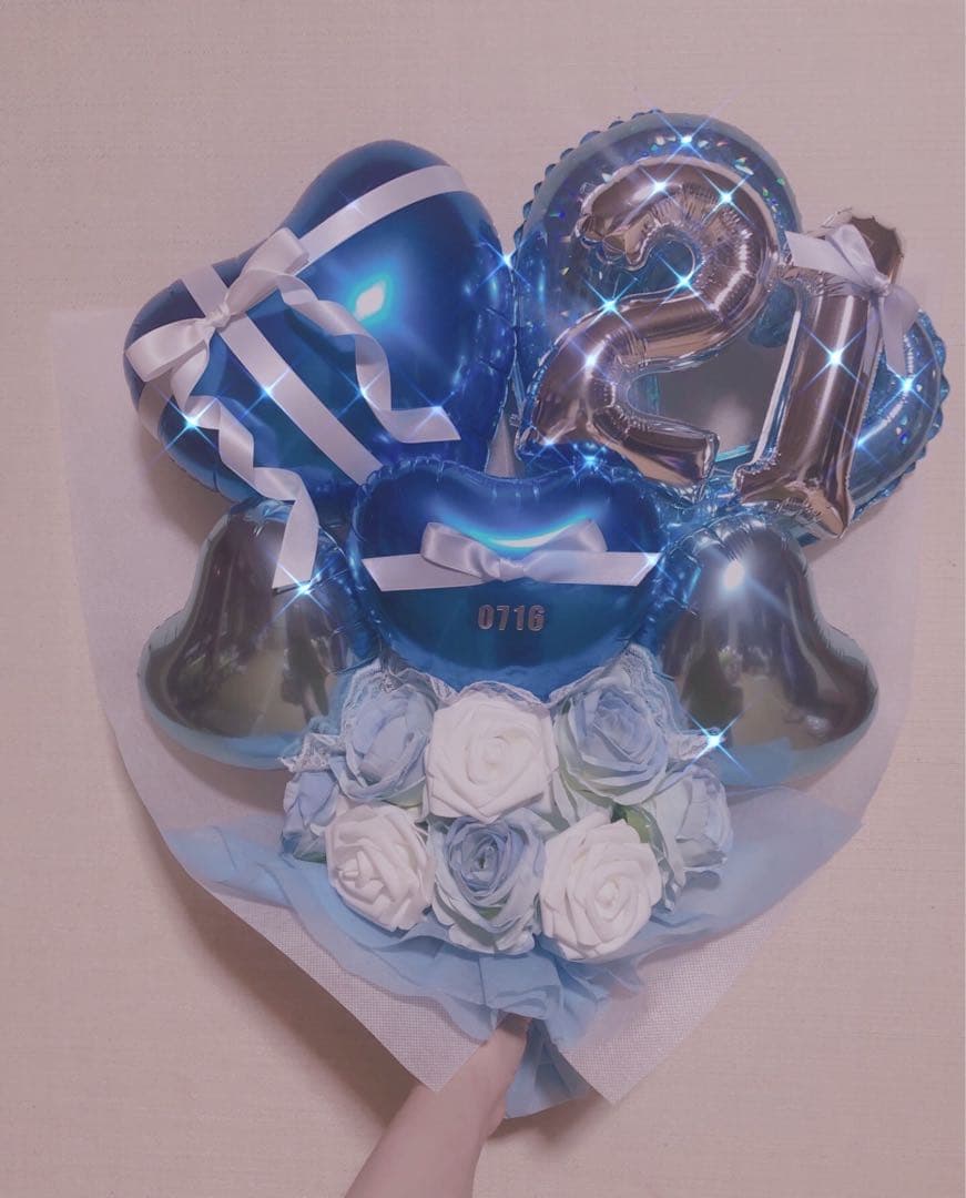 バルーンギフト　アレンジ  ブーケ　生誕祭　卓フラ成人式　推し　ブルー　青　卒業