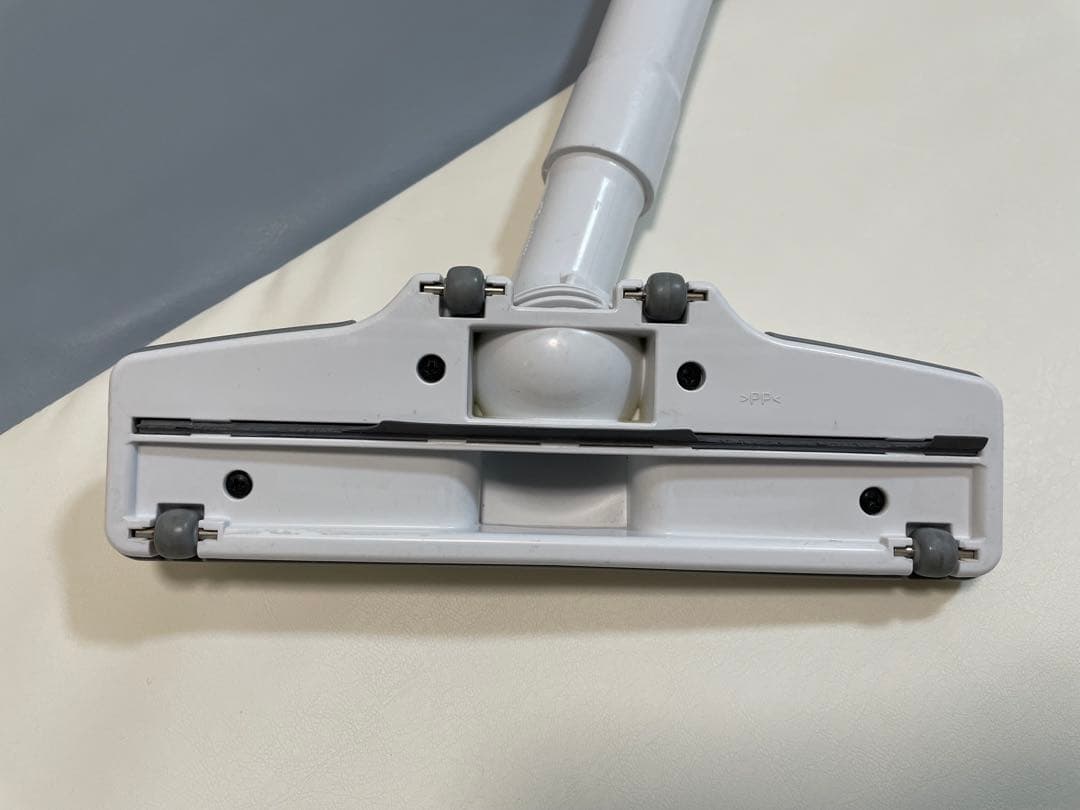 Makita CL108FD 充電式クリーナー