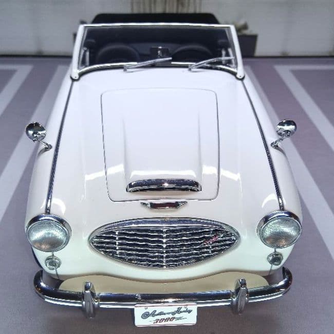 ジャンク オートアート 18/1 オースチンヒーレー