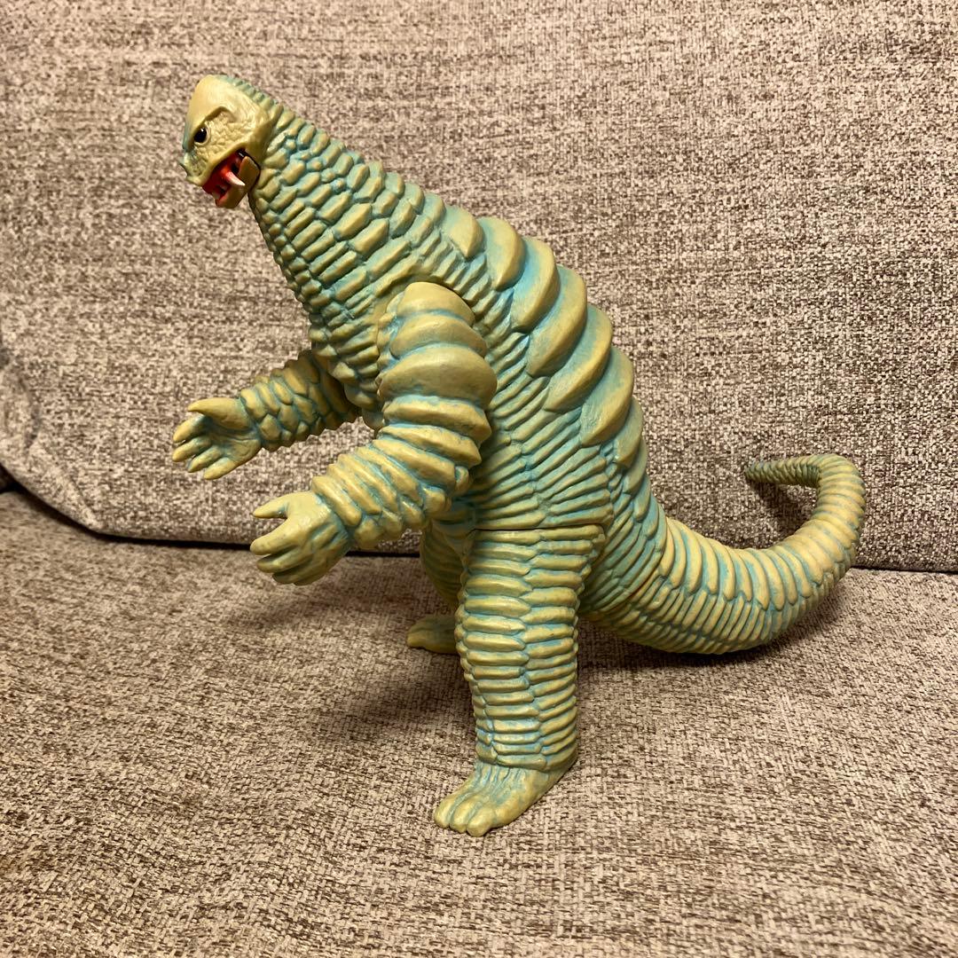 マーミットリアルソフビ 髑髏怪獣レッドキング