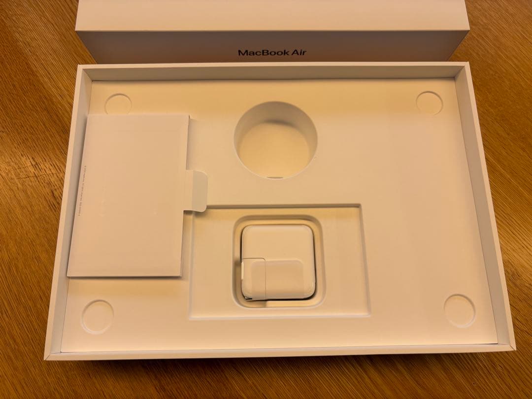 MacBook Air スペースグレイ M1 8GB 256GB 2020