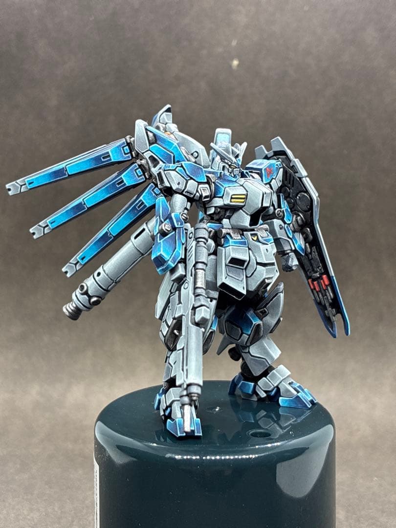 ガンダム アーティファクト Hi-νガンダム 塗装完成品
