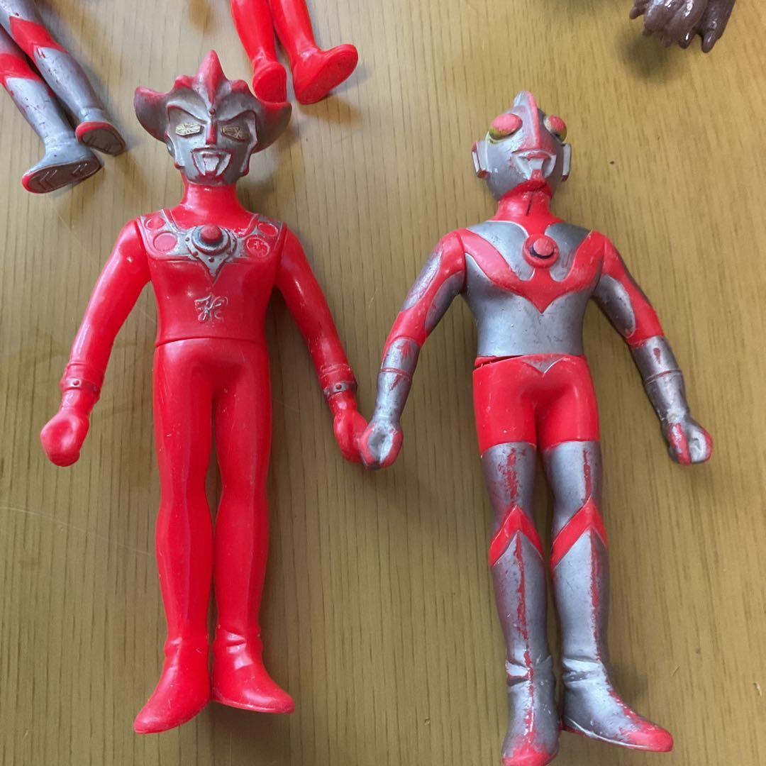 ウルトラマンソフビなど、昭和レトロ