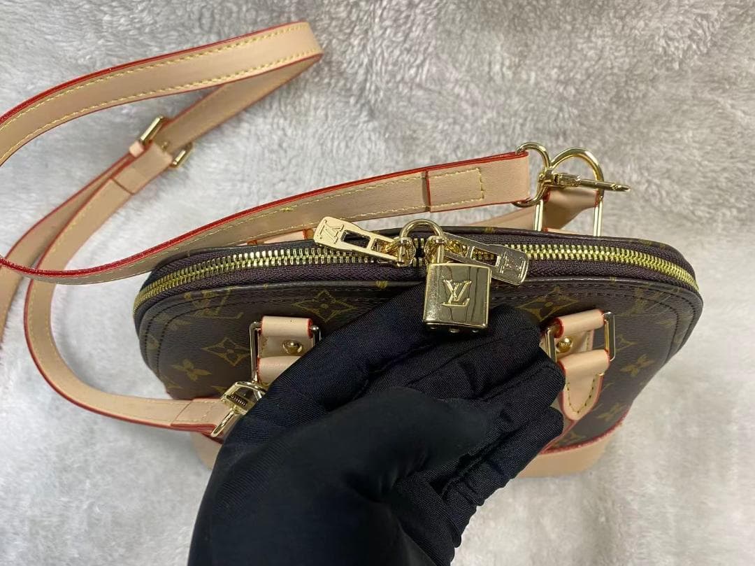 【美品】LOUIS VUITTONハンドバッグ ショルダーバッグ