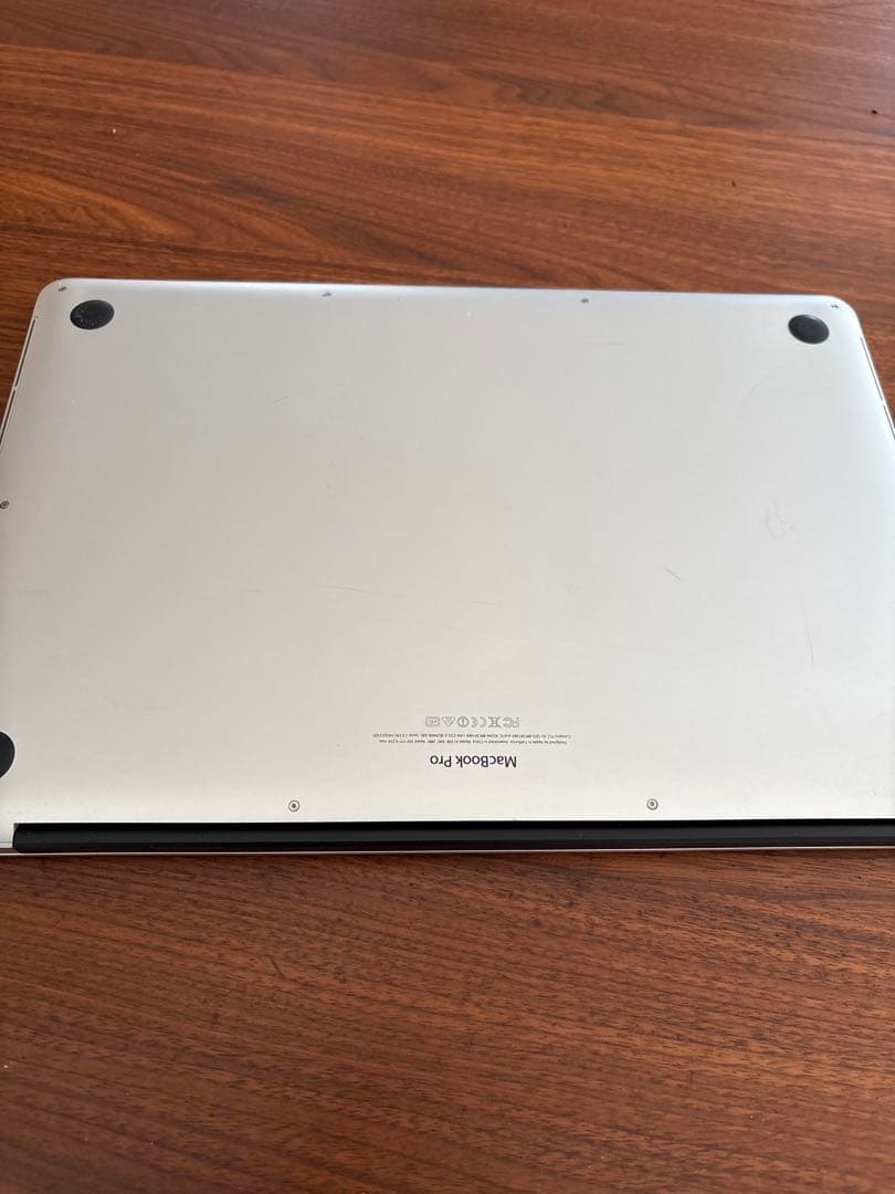 MacBook Pro 15インチ シルバー　ジャンク品