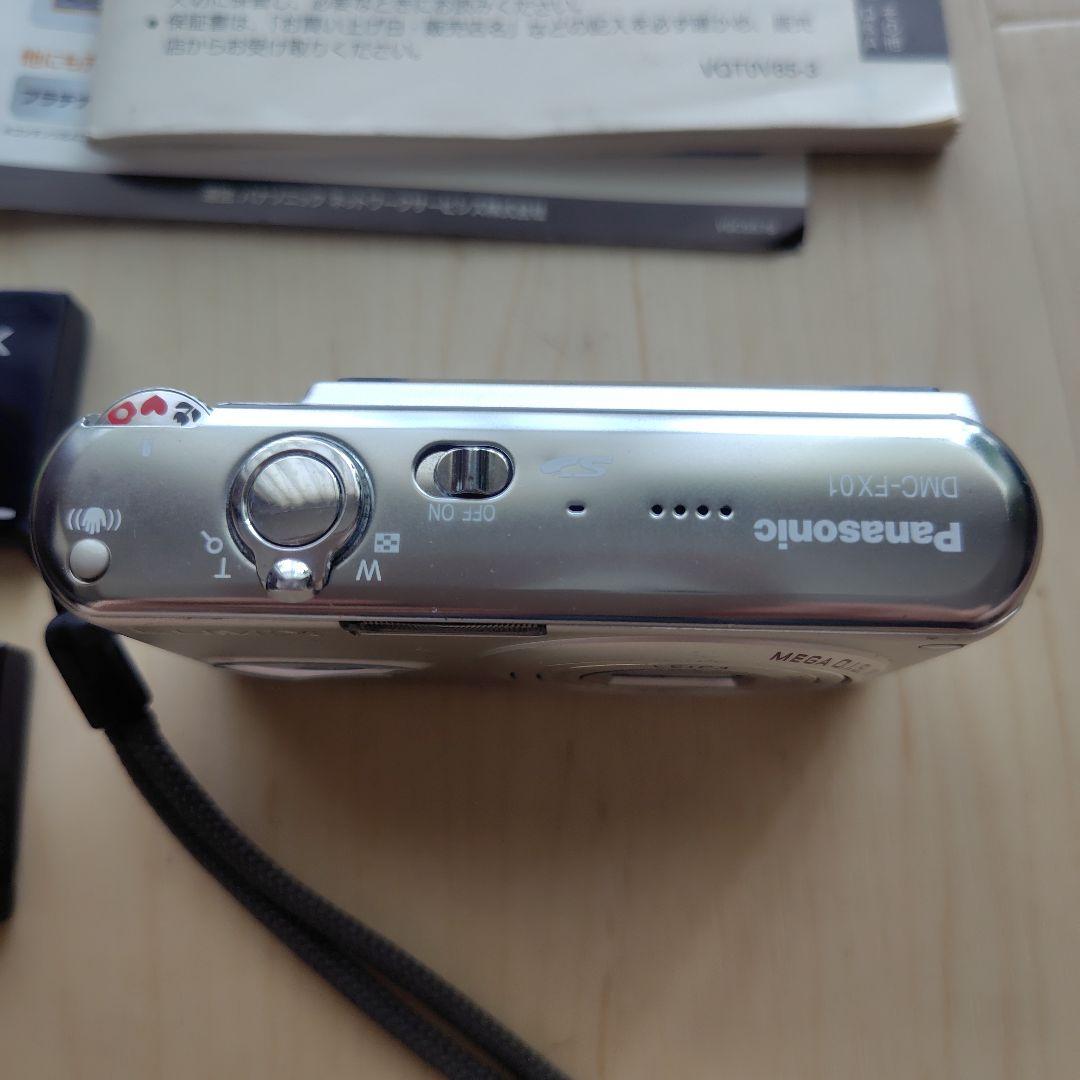 Panasonic DMC-FX01 バッテリー２個付　コンパクトデジタルカメラ