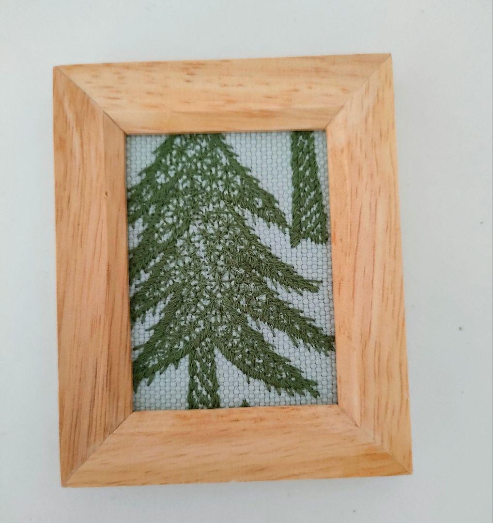 SOLD ミナペルホネン　ファブリックフレーム　　ちょうちょ　春色