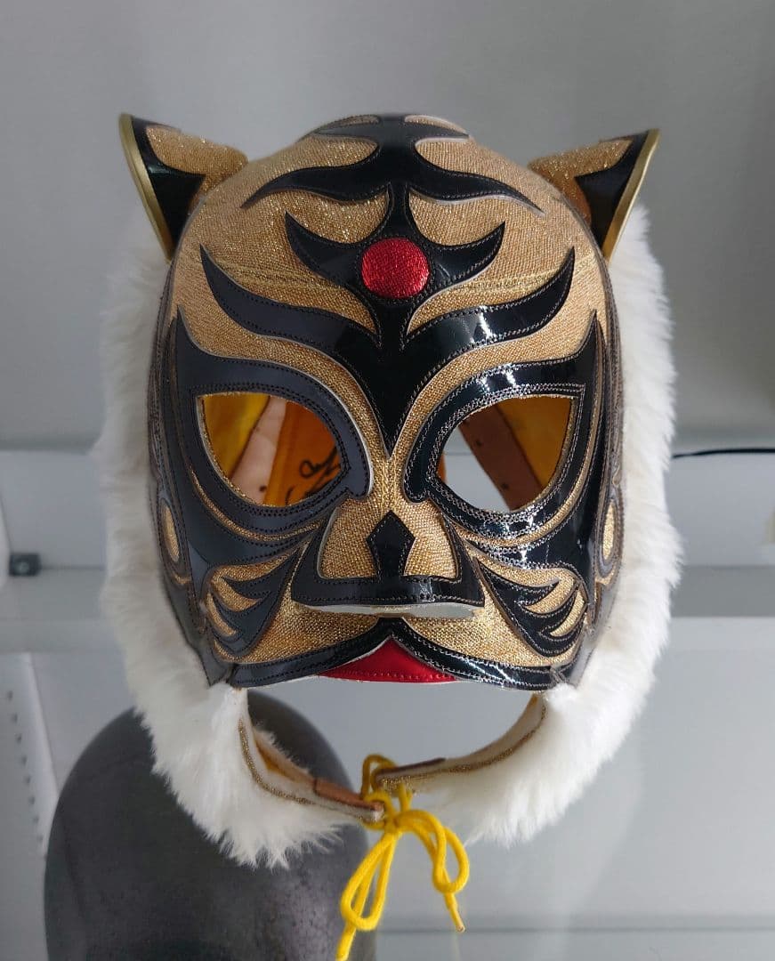 ダイナマイトキッド追悼大会)ＹＮ製タイガーマスク レボリューション横一文字伝説