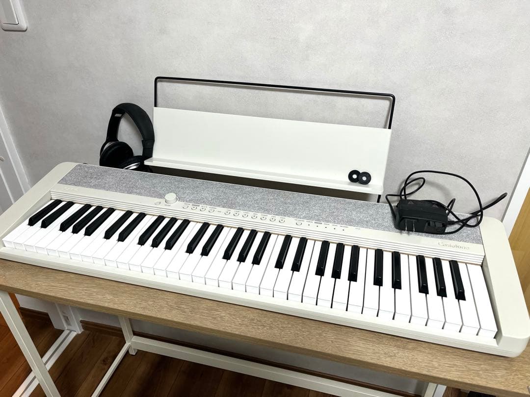 CASIO CT-S1 WE ホワイト 61鍵盤 ヘッドホンセット　カシオトーン