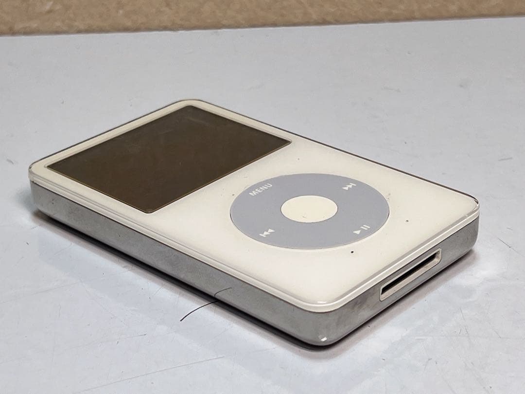 Apple iPod 第5世代 A1136 80GB