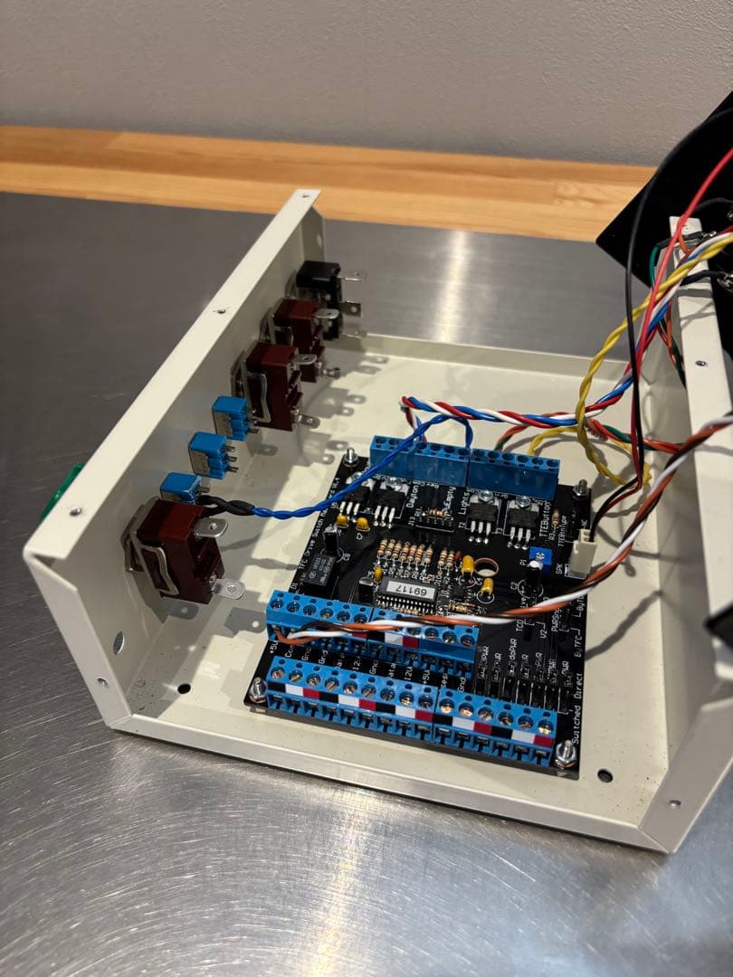 バックトゥーザフューチャー　デロリアン タイムサーキットスイッチ1／1レプリカ