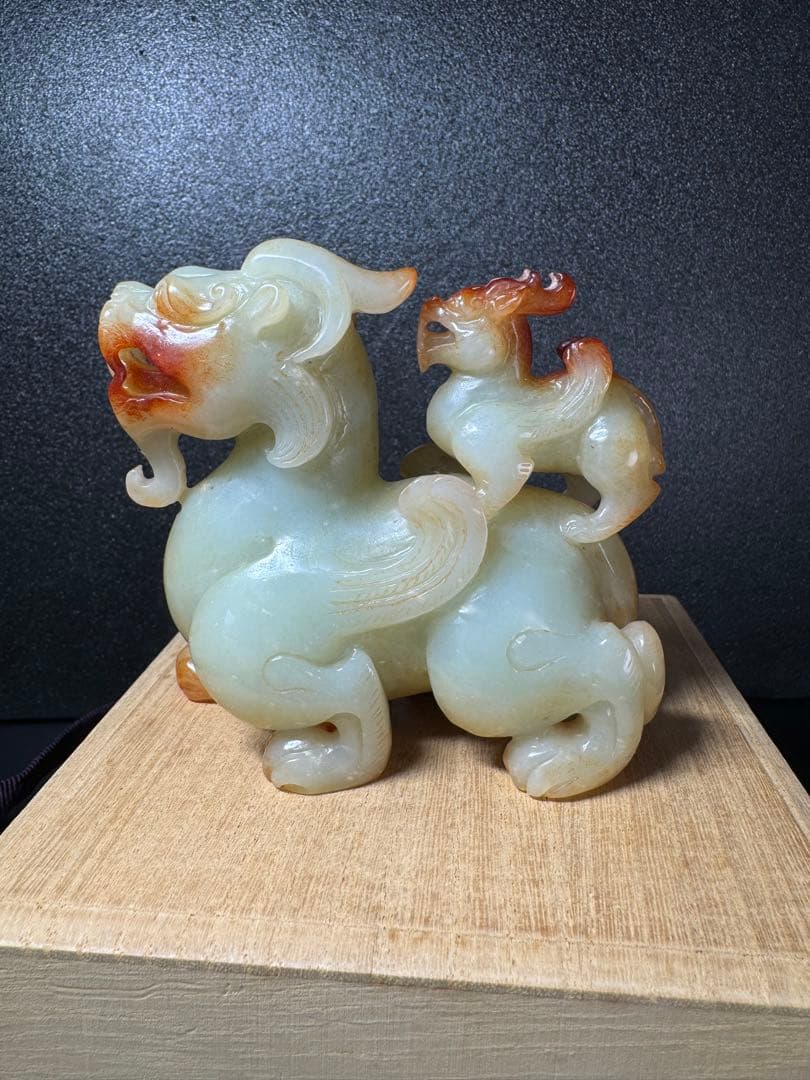 【貴重】 戦国時代 和田玉 高古玉 286.5g置物 紋彫り件 旧家蔵出し箱付き