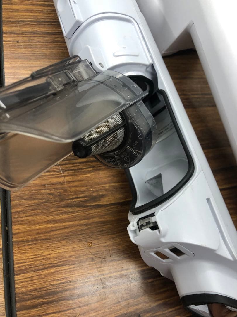 Shark LC351J WH コードレススティッククリーナー　送料無料