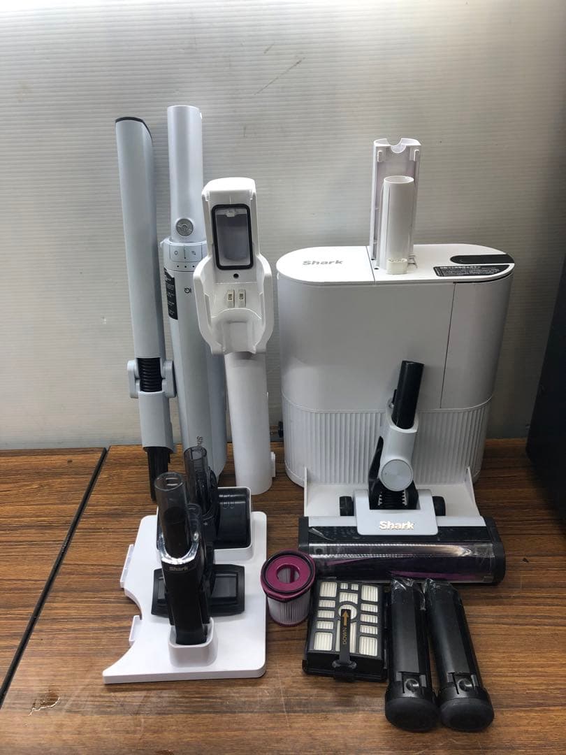 Shark LC351J WH コードレススティッククリーナー　送料無料