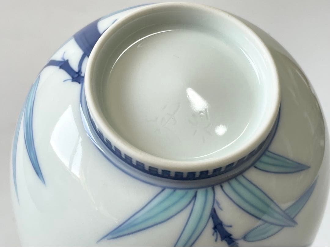 陶芸家　作家物　阪井茂治　色鍋島　笹文　茶碗　鍋島焼　今右衛門　抹茶碗　共箱