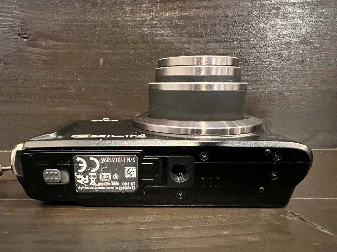 CASIO カシオ　EXILIM EX-H10 デジタルカメラ