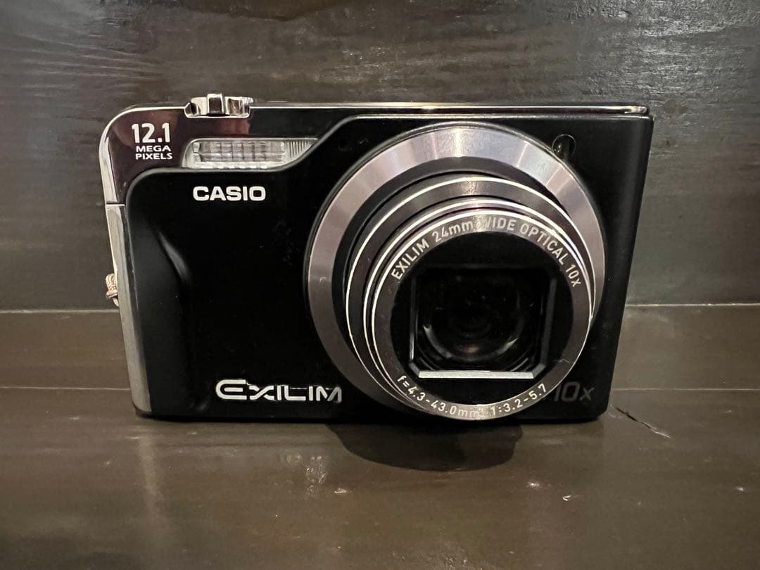 CASIO カシオ　EXILIM EX-H10 デジタルカメラ